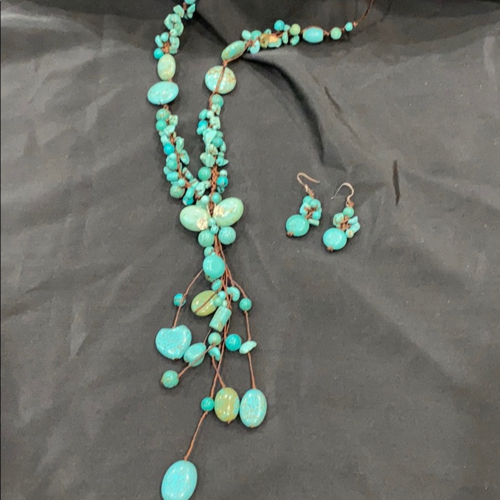 Beaded necklace and earrings set